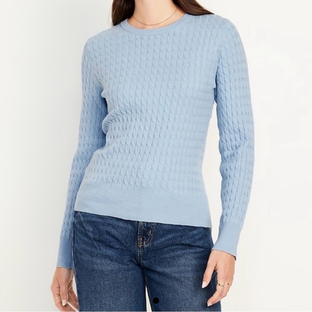 Old Navy Women's Sky Blue Crew Neck Sweater